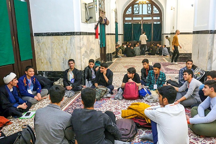 اعتکاف رمضانیه در تبریز با حضور پررنگ جوانان و نوجوانان برگزار می‌شود