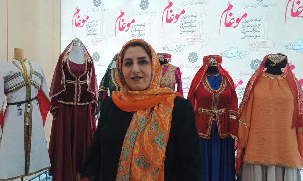 زنی که تاریخ را با نخ و سوزن می‌بافد!