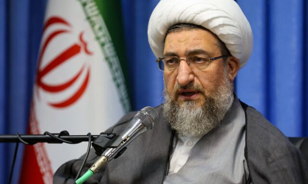 ضرورت توجه آحاد جامعه به موضوعات فرهنگی