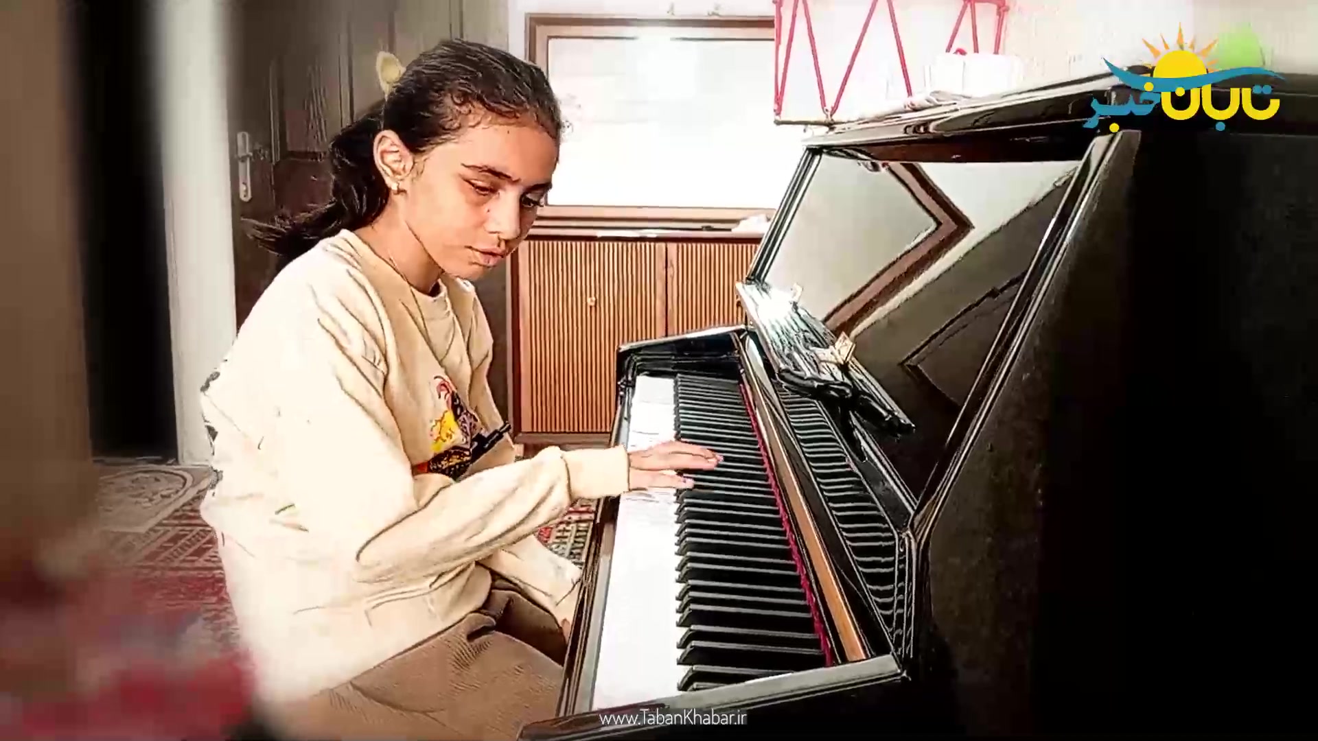 از دل مادر تا رگ‌های دختر؛ داستانی از مهر و ایثار سمیه فرج‌زاده