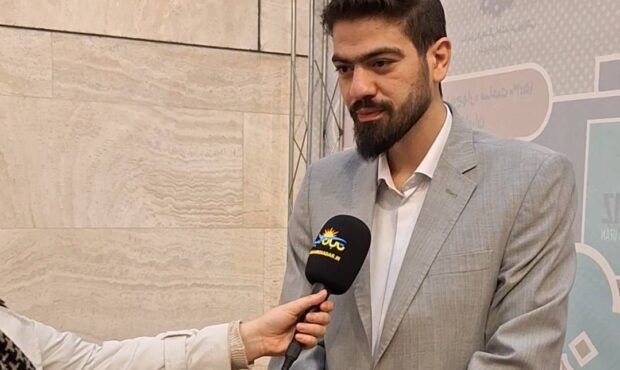 فرزند شهید آل‌هاشم: جای پدرم در بزم «زنده‌نامان» خالی بود